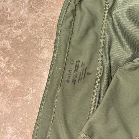 Athleta Olive Athletic Performance Shorts - Picture 3 of 3
